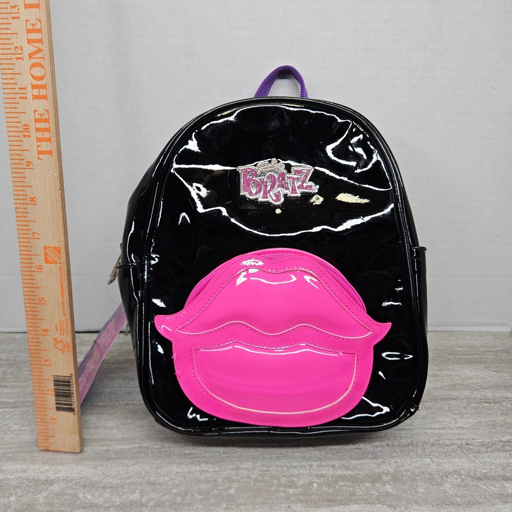 Bratz Mini Backpack Black Patent Pink Lips Y2K Style Kids Girls New With Tags - Picture 2 of 5